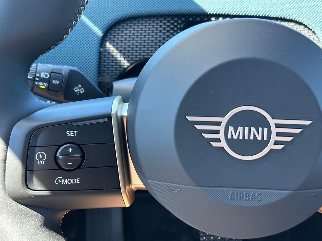 Thumbnail: 2025 MINI Cooper Countryman - 19