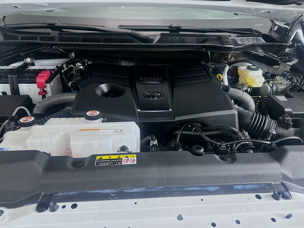 Thumbnail: 2025 Toyota Tundra - 31