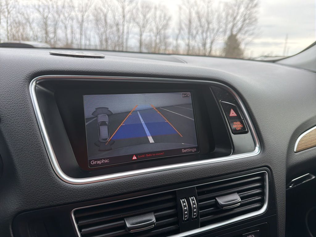 Thumbnail: 2014 Audi Q5 - 31