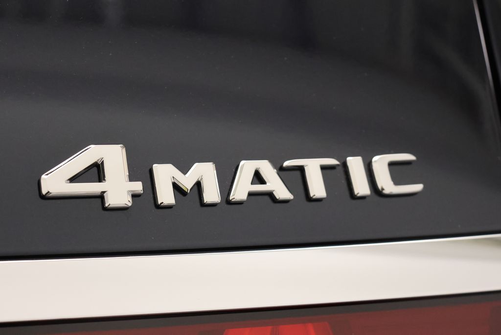 Thumbnail: 2027 Mercedes-Benz E-Class - 10
