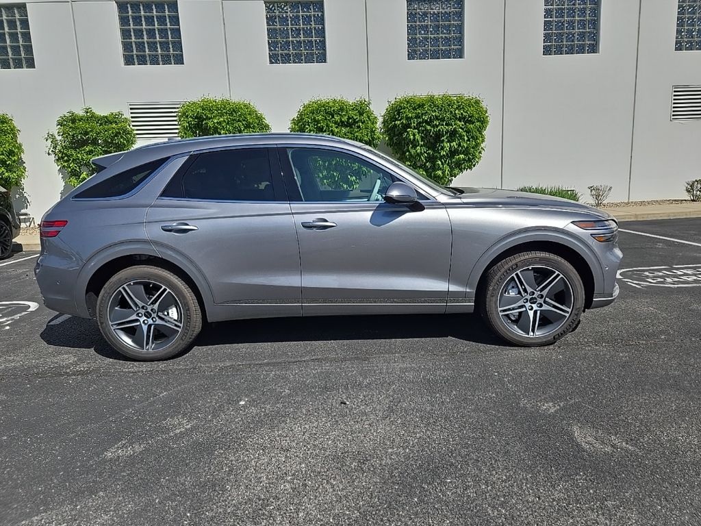 2026 Genesis GV70 Advanced 8