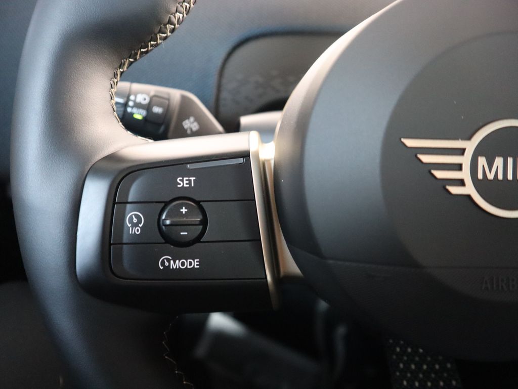 Thumbnail: 2025 MINI Cooper Countryman - 11