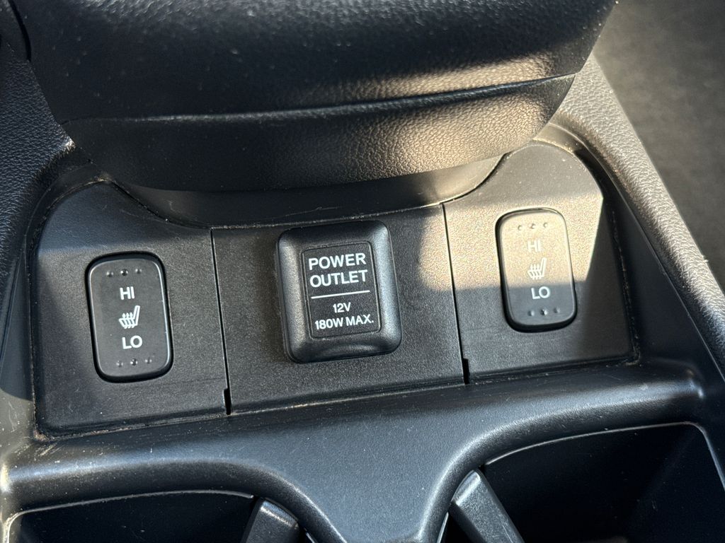 Used 2013  Honda EX-L image 23