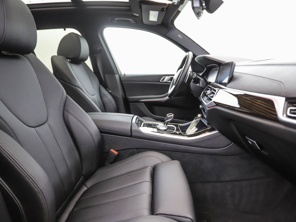 2021 BMW X5 xDrive40i 30