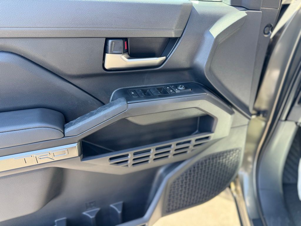 2025 Toyota Tacoma TRD Sport Double Cab photo 15