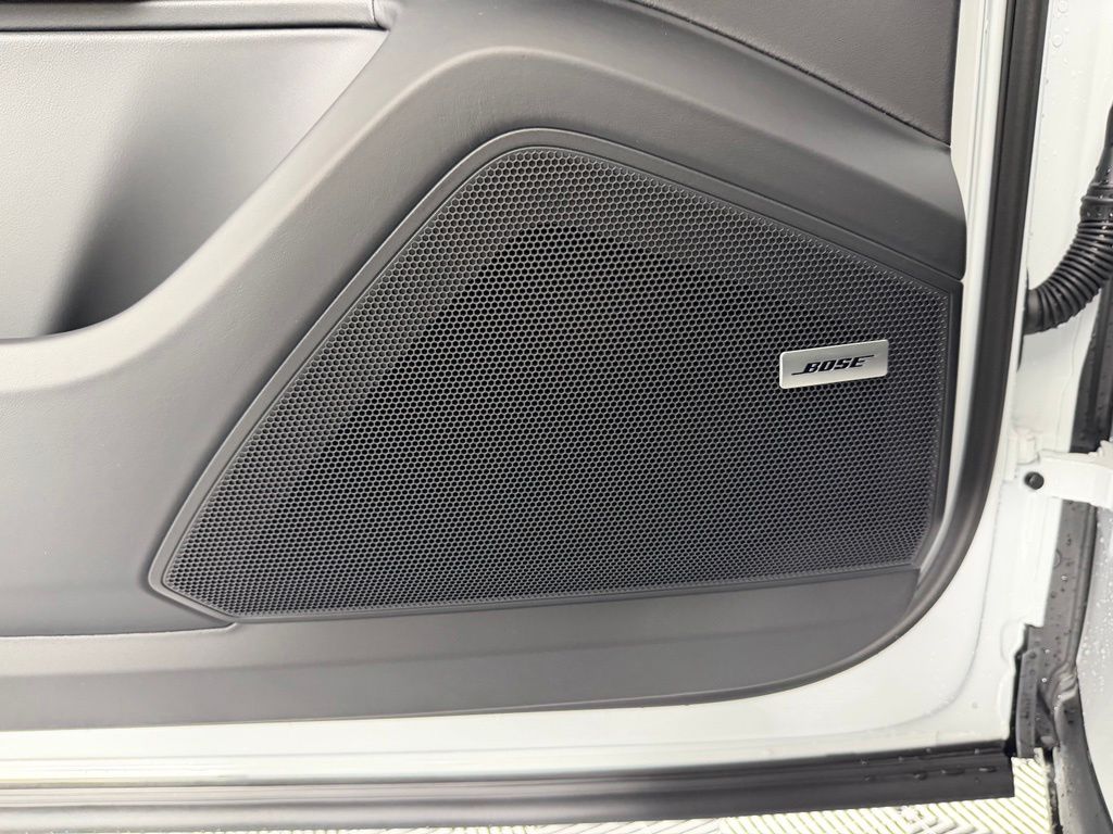 Thumbnail: 2026 Porsche Cayenne - 19