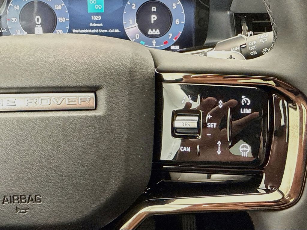 Thumbnail: 2026 Land Rover Range Rover Evoque - 12