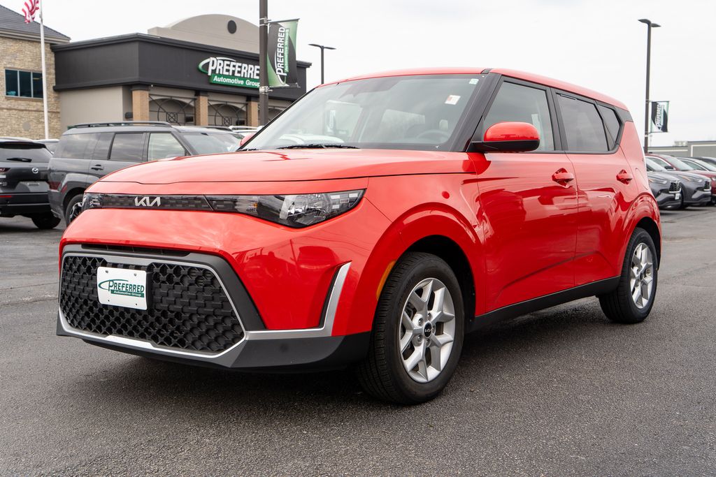 2024 Kia Soul LX FWD