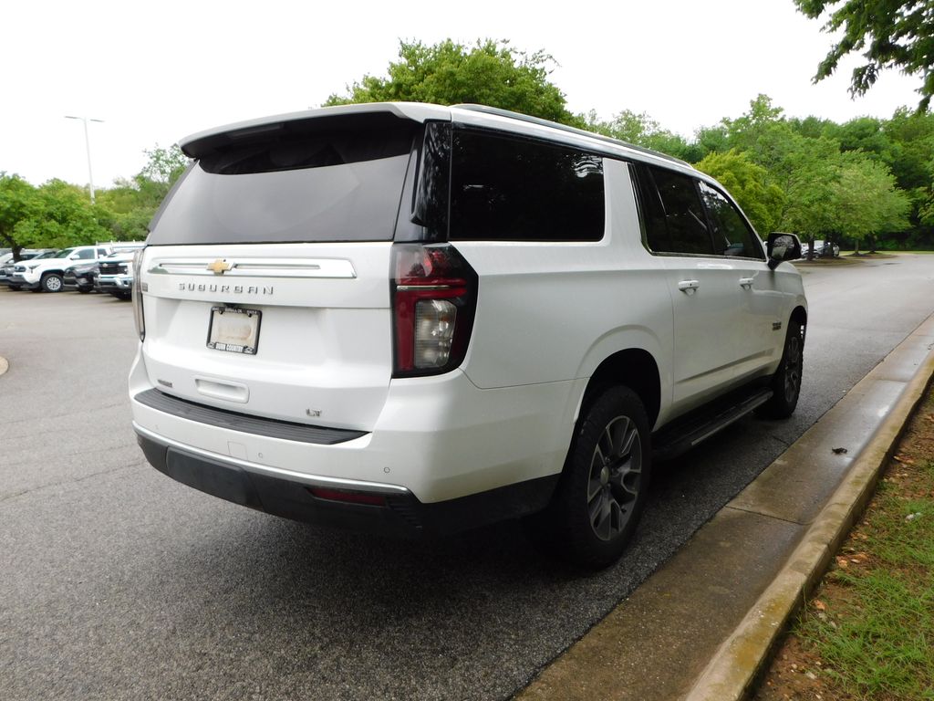 2022 Chevrolet Suburban LT 4