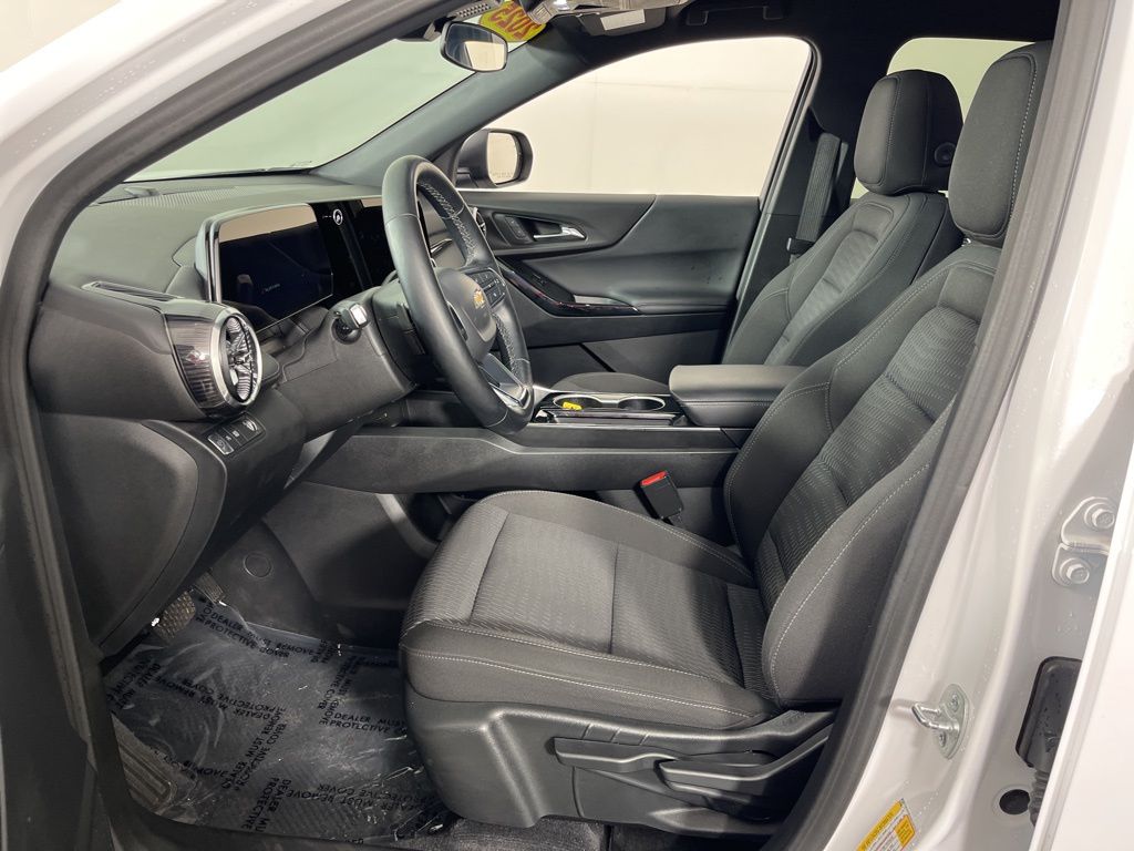 Thumbnail: 2025 Chevrolet Equinox - 20