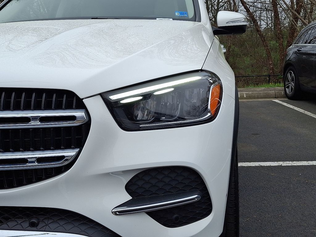 Thumbnail: 2025 Mercedes-Benz GLE - 8