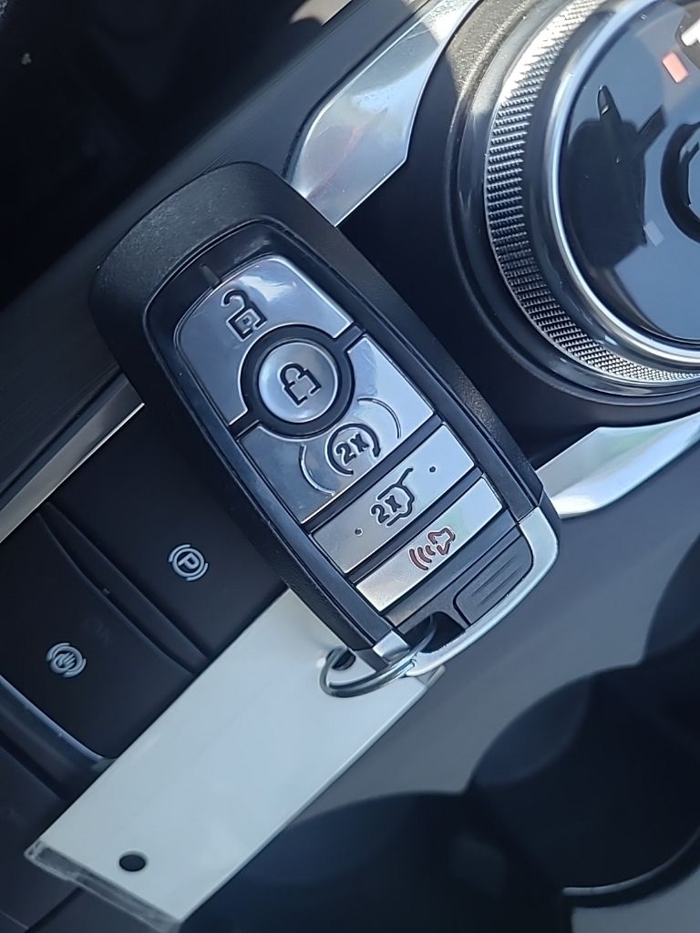 used 2022 Ford Escape car, priced at $19,998