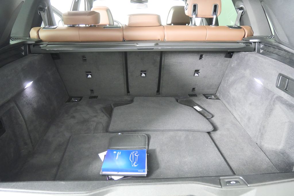 Thumbnail: 2025 BMW X5 - 17