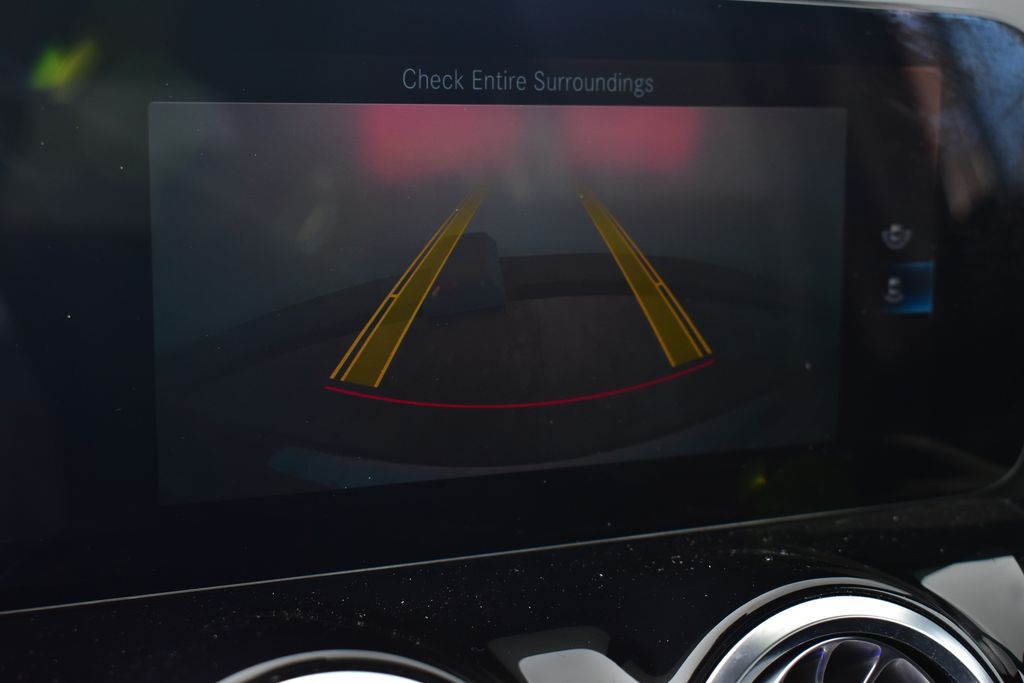 Thumbnail: 2022 Mercedes-Benz GLA - 24