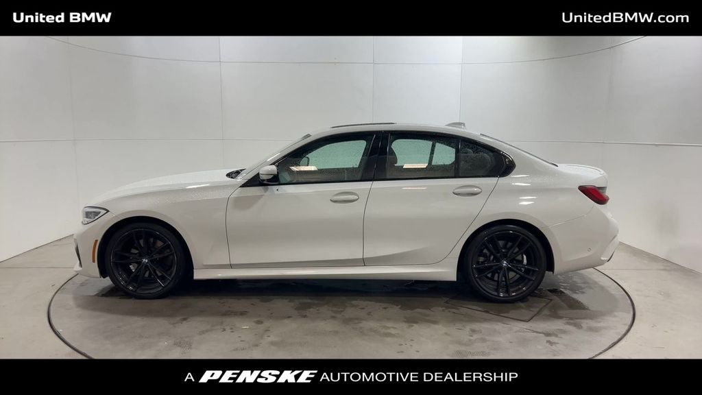 2022 BMW 3 Series 330i 5