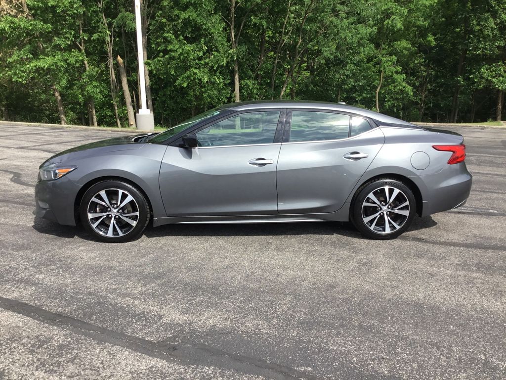 Thumbnail: 2017 Nissan Maxima - 2