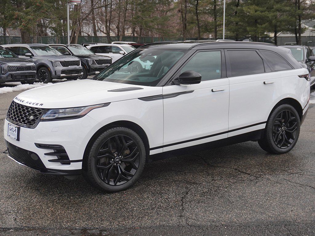 Used 2023 White Land Rover HST image 13