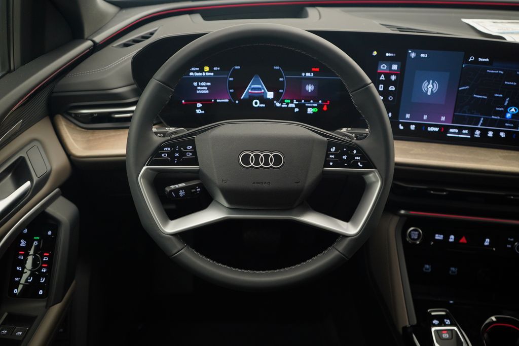 Thumbnail: 2025 Audi Q5 - 9