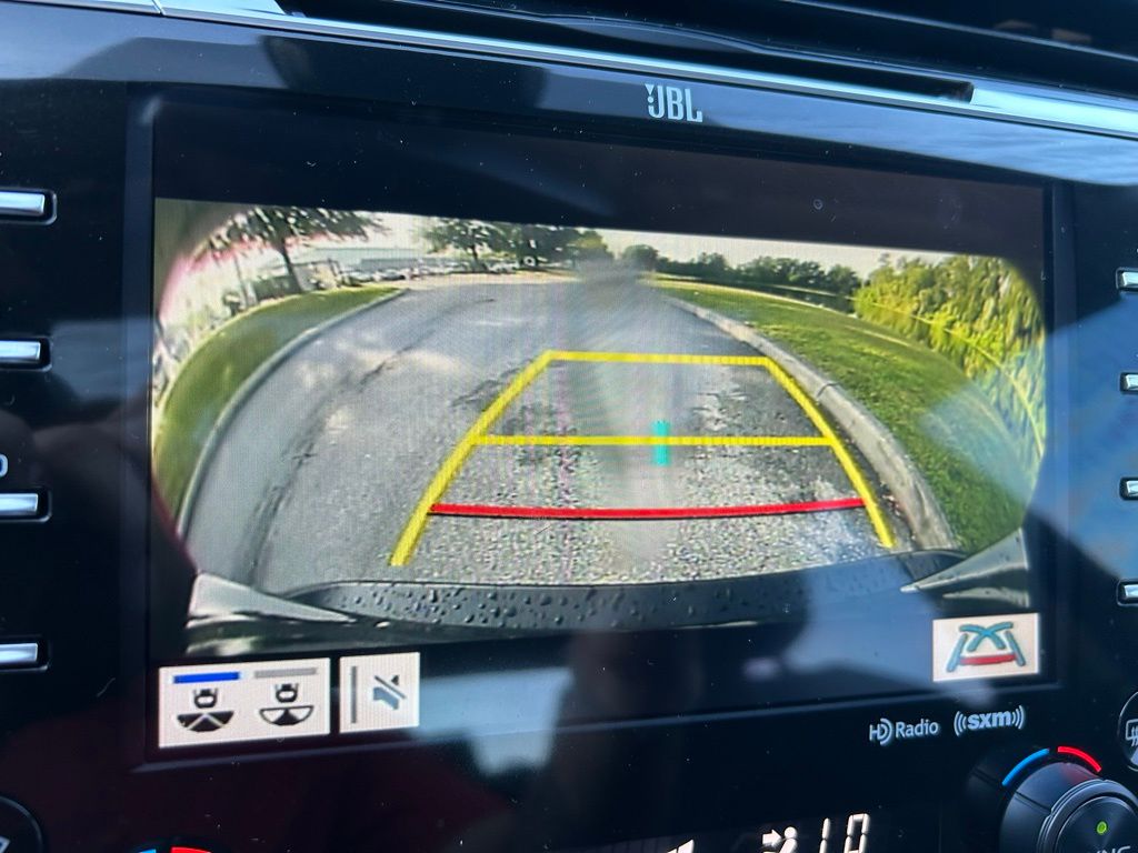 Thumbnail: 2019 Toyota Camry - 25