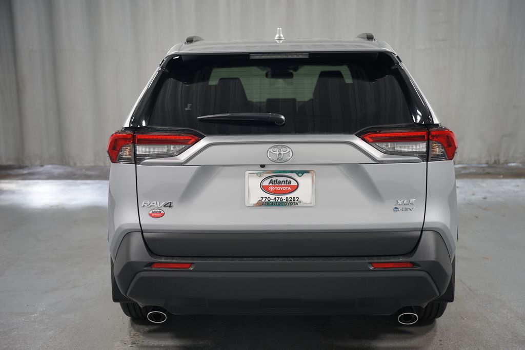2025 Toyota RAV4 XLE 7