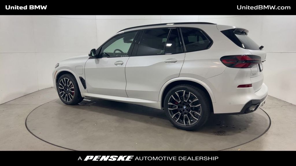 2025 BMW X5 xDrive50e 6