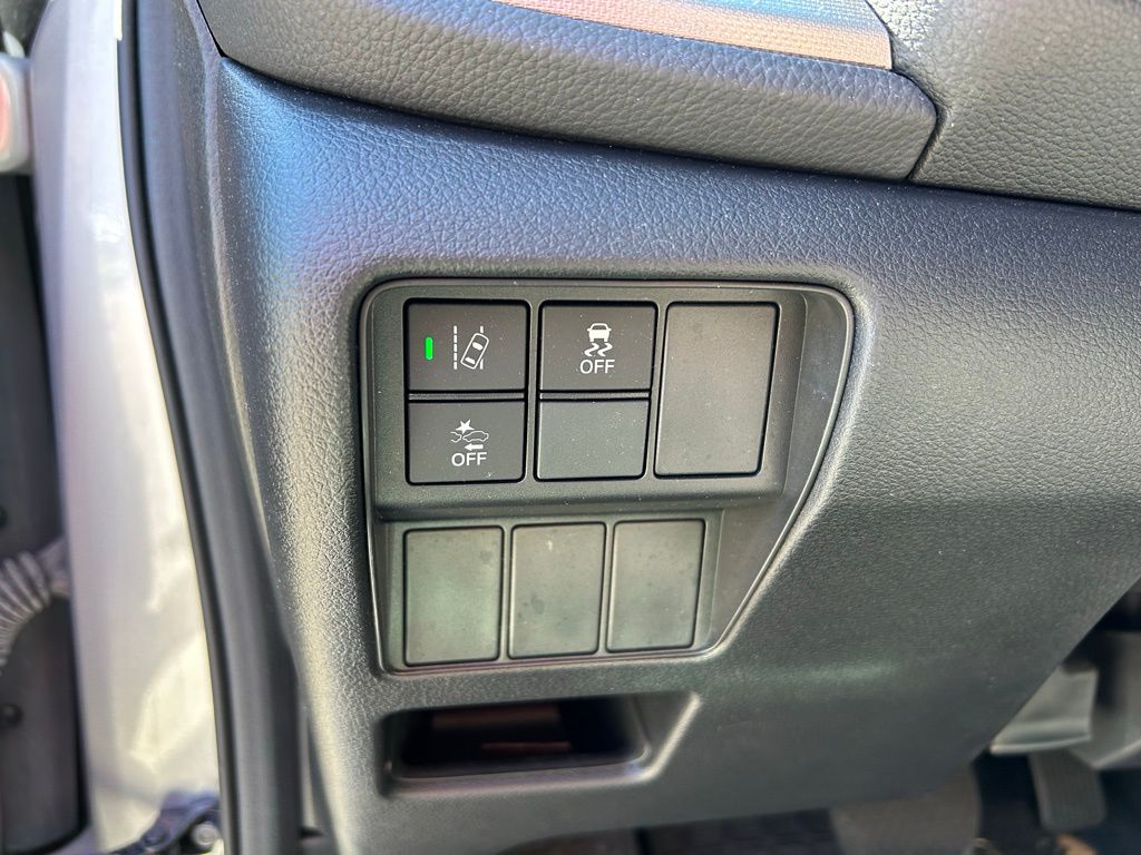 Thumbnail: 2021 Honda CR-V - 17