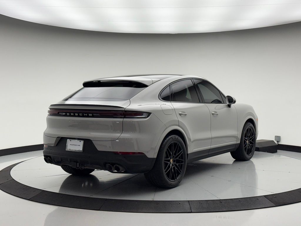 Thumbnail: 2025 Porsche  - 7