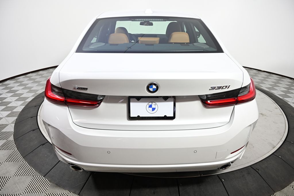 Thumbnail: 2025 BMW 3 Series - 4