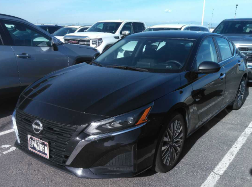 Super Black Clearcoat 2025 Nissan Altima Sedan Front-Wheel Drive Continuously Variable Transmission