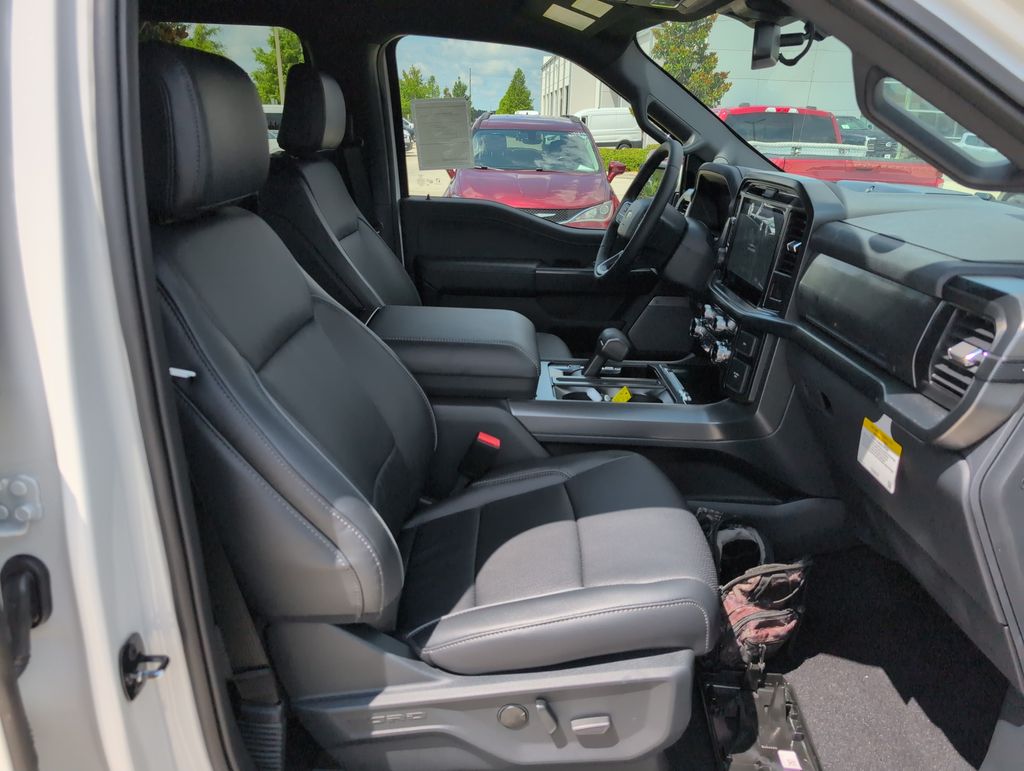 New 2026 White Ford Lariat image 14
