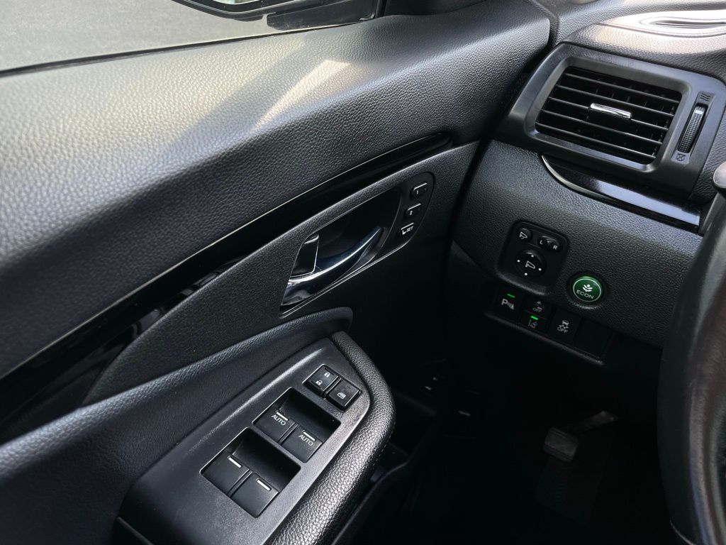 Thumbnail: 2022 Honda Pilot - 23