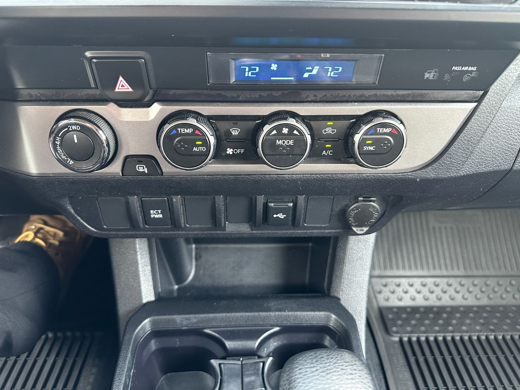 2022 Toyota Tacoma SR