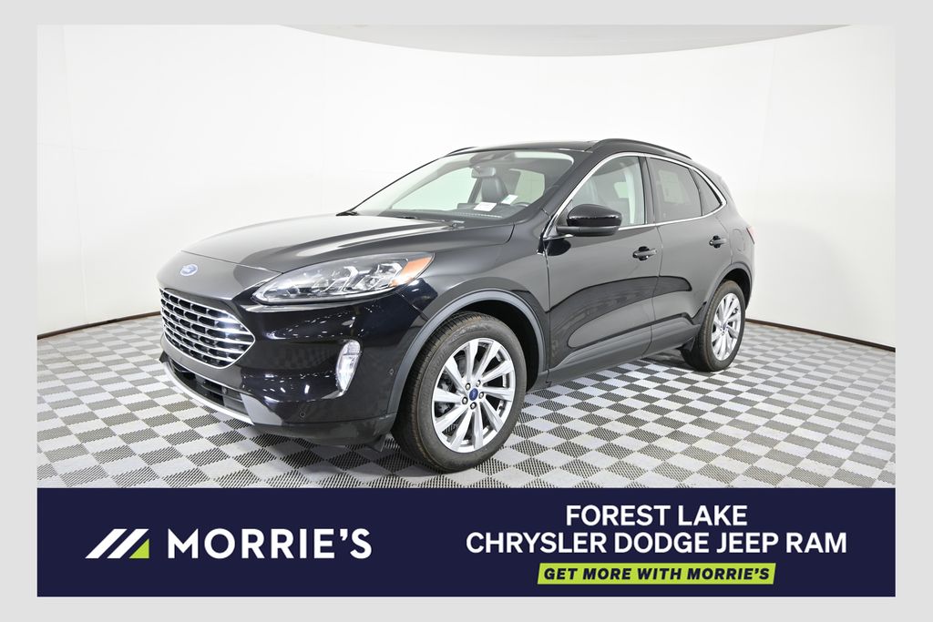 2022 Ford Escape Titanium