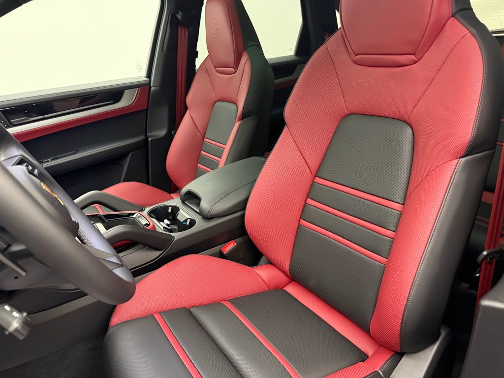 Thumbnail: 2026 Porsche Cayenne - 5