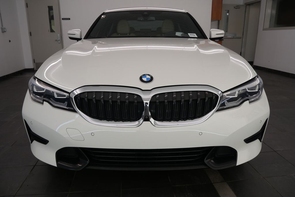 2021 BMW 3 Series 330i xDrive 8