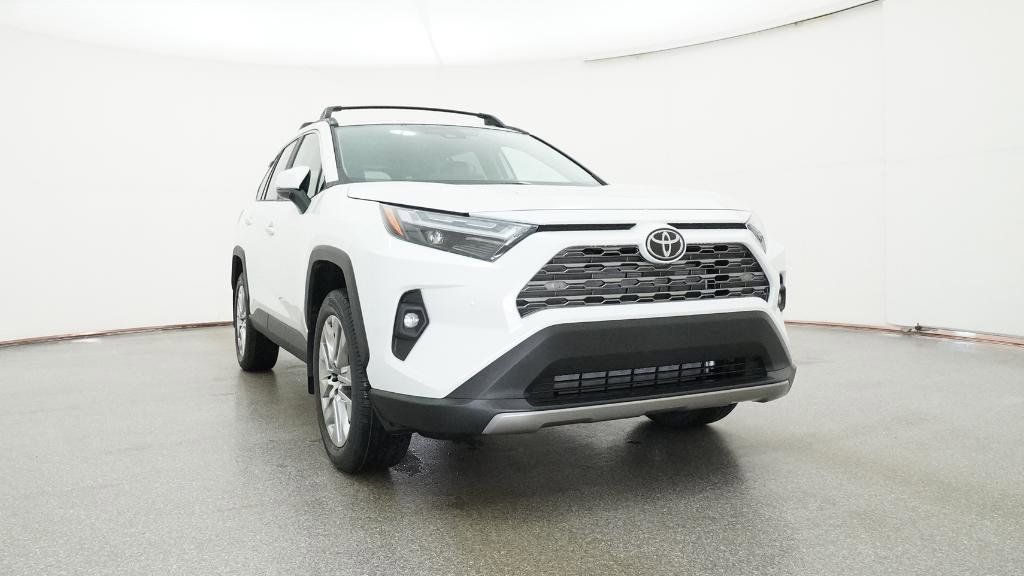 Thumbnail: 2025 Toyota RAV4 - 17