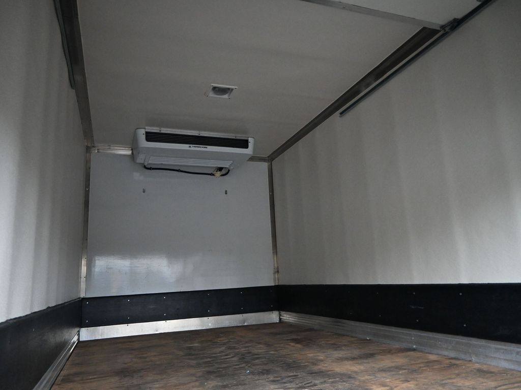 2016 Isuzu DSL REG AT 