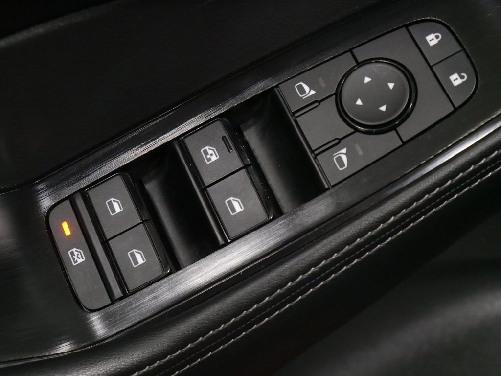Used 2025 Nissan Rogue SUV