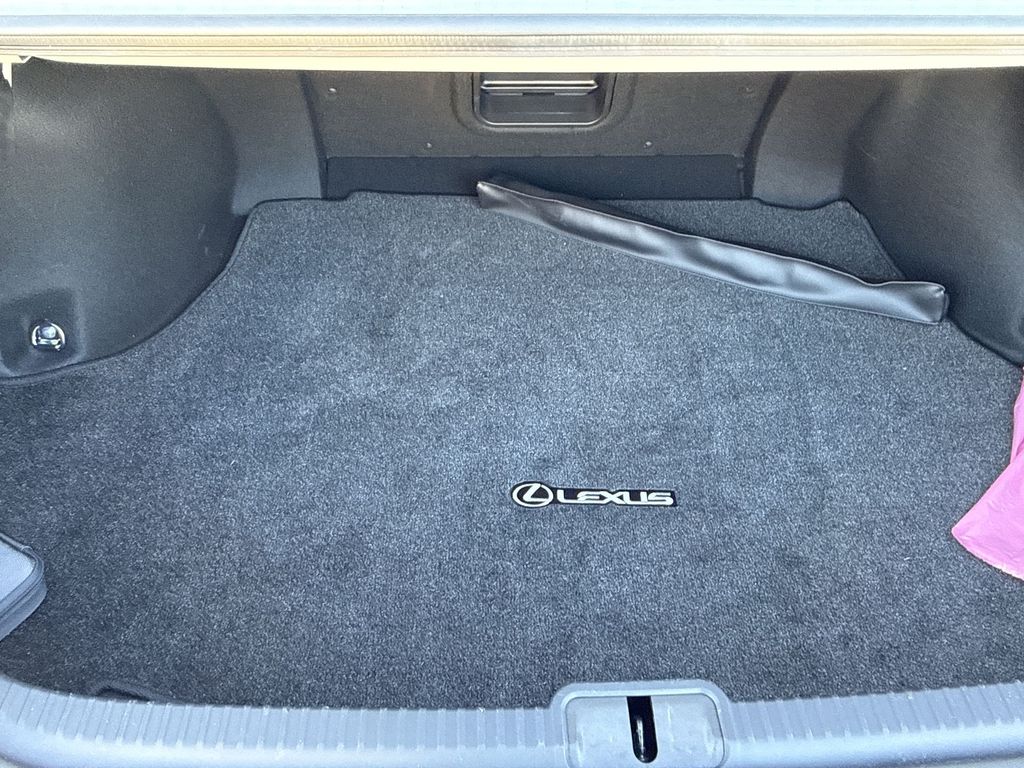 Thumbnail: 2025 Lexus ES - 13