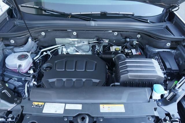 Thumbnail: 2026 Volkswagen Atlas - 14