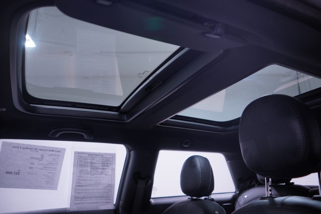 Thumbnail: 2022 MINI Cooper - 8
