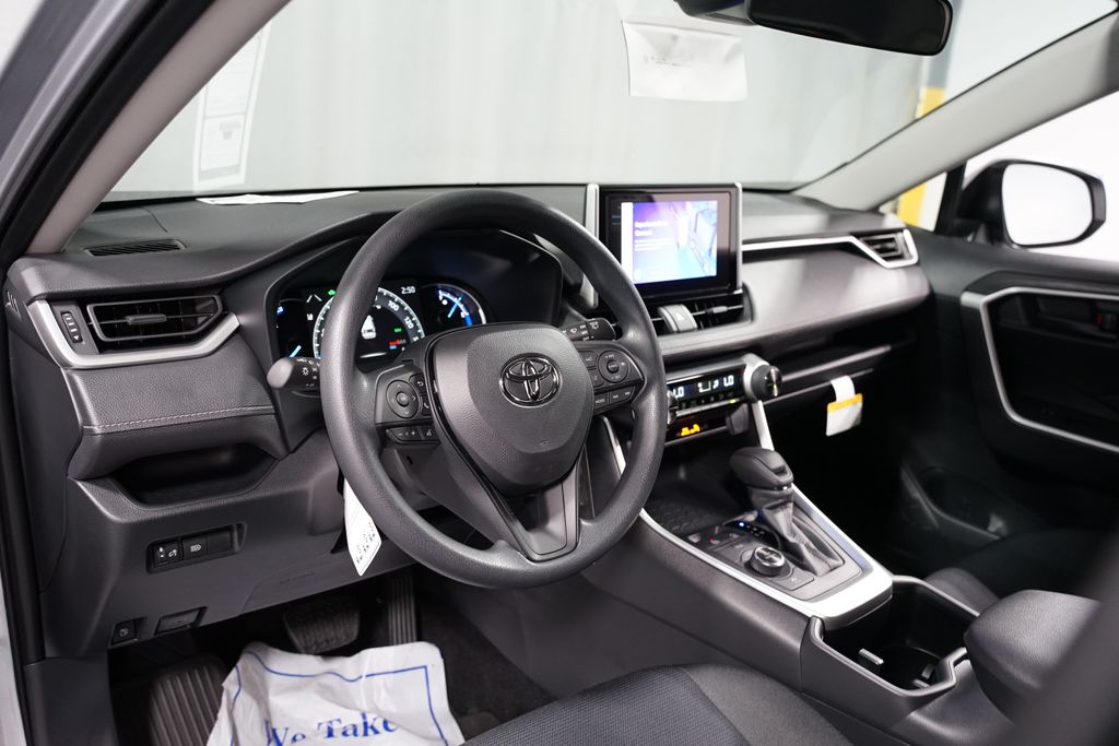 Thumbnail: 2025 Toyota RAV4 - 11