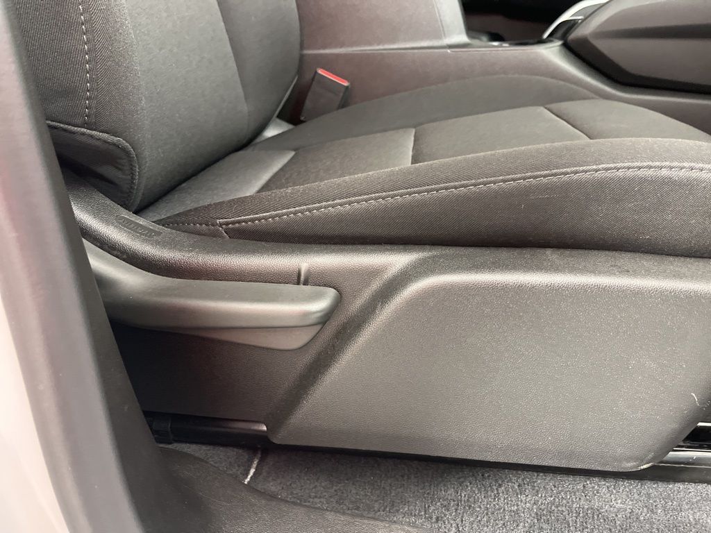 Thumbnail: 2024 Chevrolet Colorado - 10