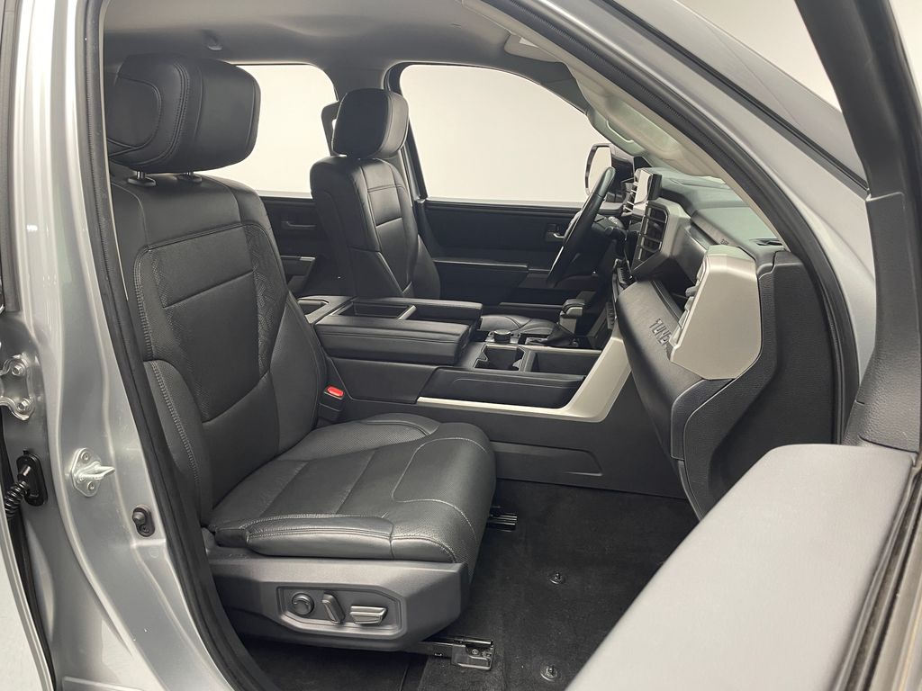 Thumbnail: 2023 Toyota Tundra - 18