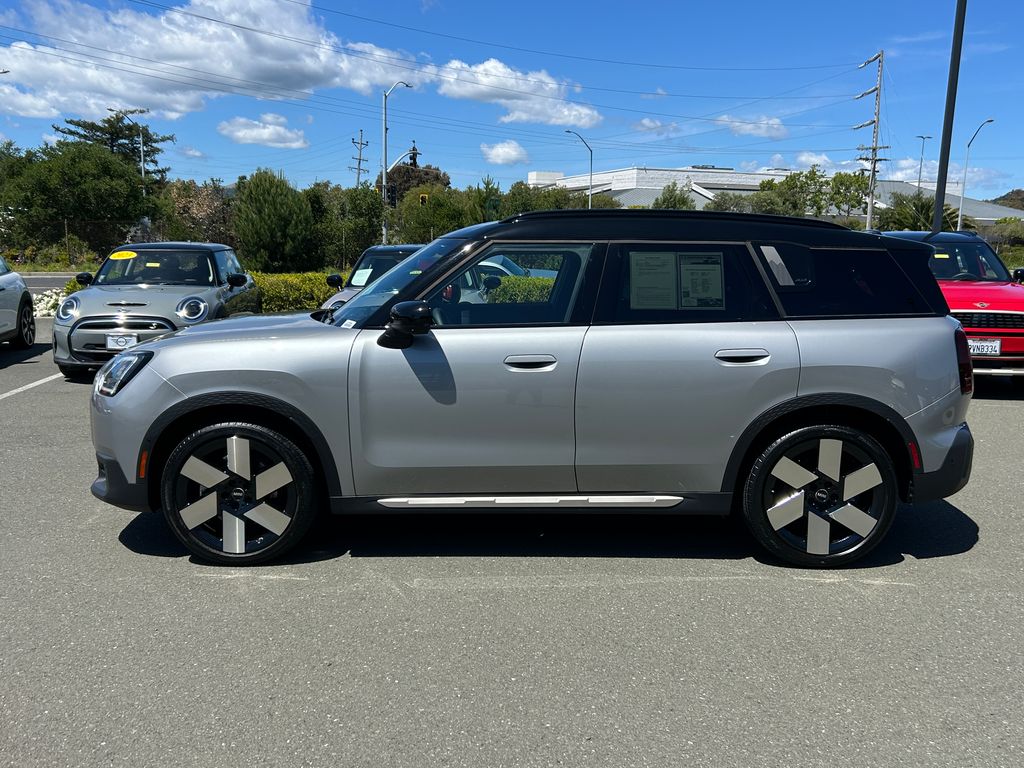 Thumbnail: 2025 MINI Cooper Countryman - 2