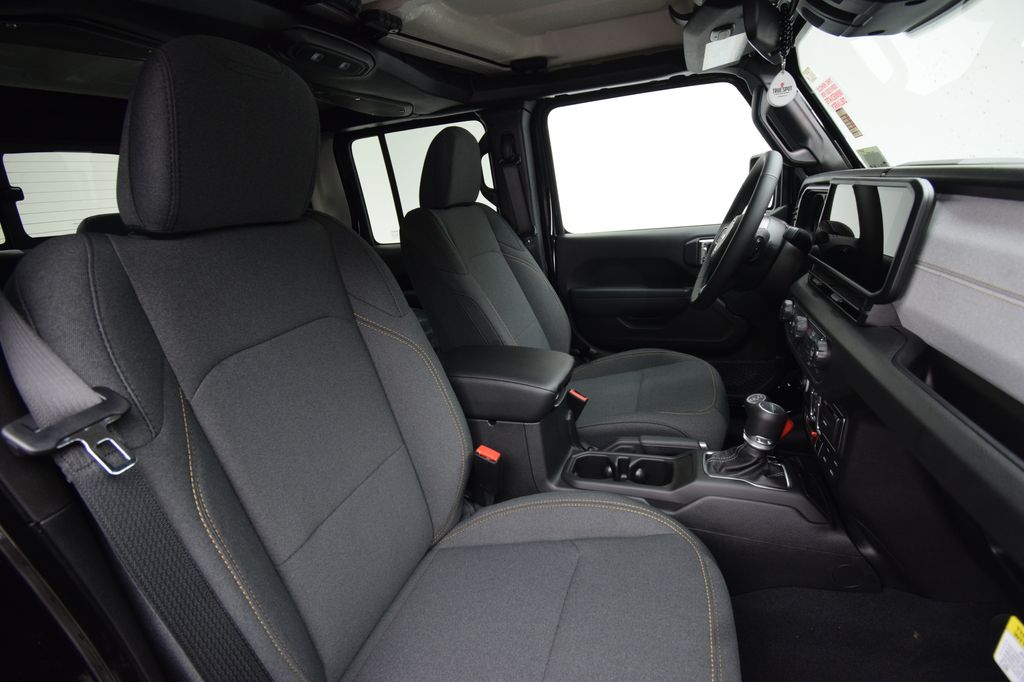 new 2026 Jeep Gladiator car, priced at $49,043