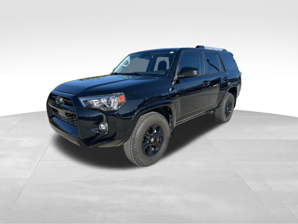 2021 Toyota 4Runner SR5 3