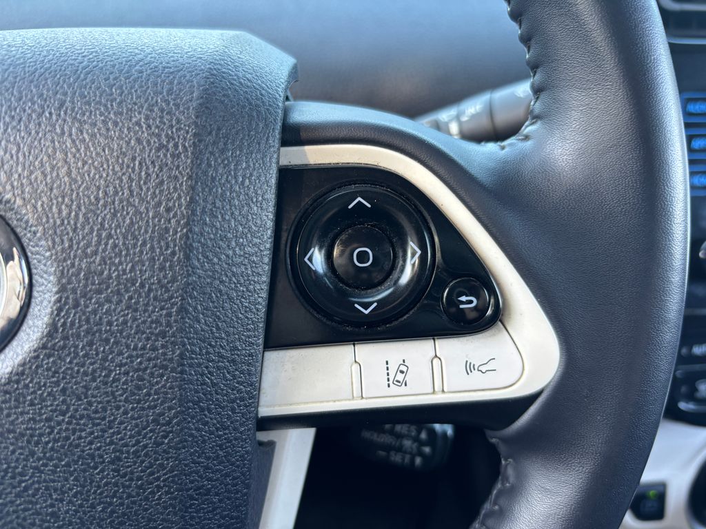 Thumbnail: 2019 Toyota Prius Prime - 13