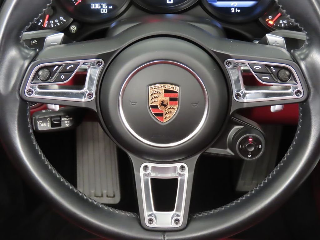 Thumbnail: 2017 Porsche 911 - 26