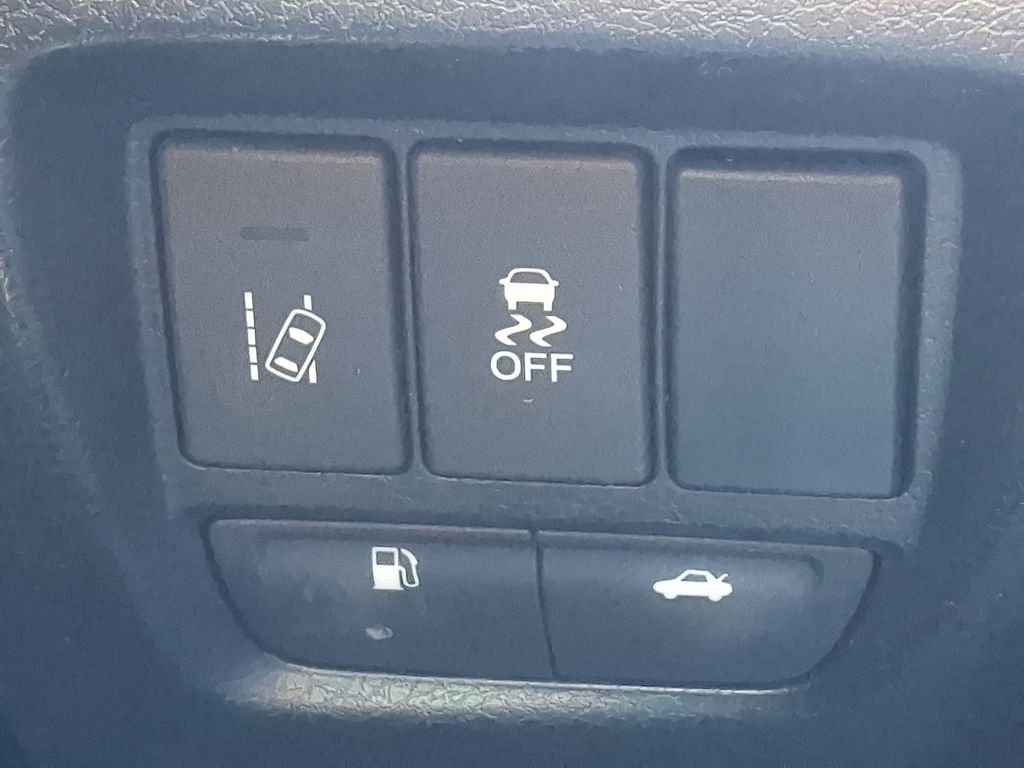 Thumbnail: 2015 Acura TLX - 24